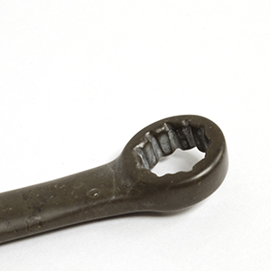 LLAVE MIXTA.  Piedra tallada